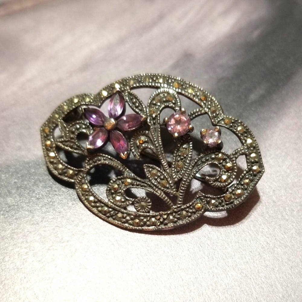 Vintage Sterling Silver Marcasite Amethyst Brooch